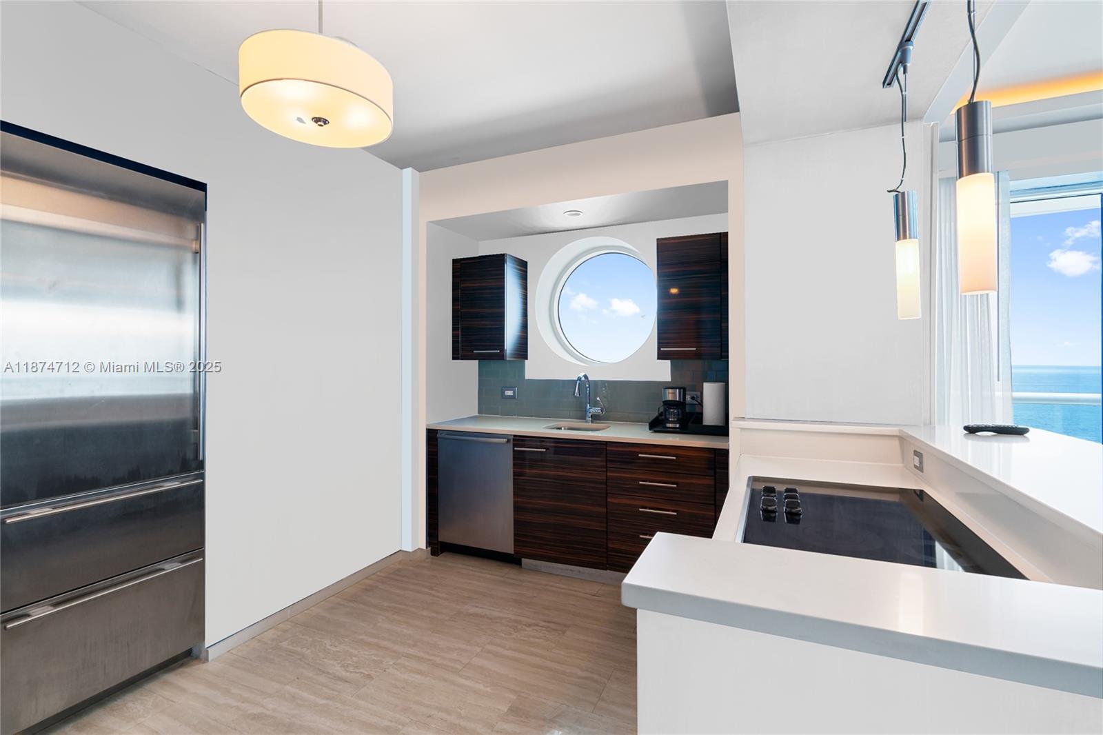 551 N Fort Lauderdale Bch Blvd #R2212 Fort Lauderdale, FL 33304