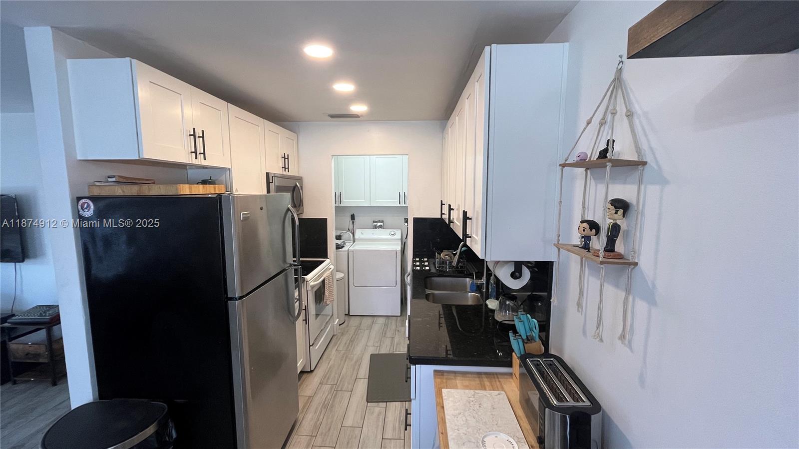 130 NW 57th St #1,Oakland Park, FL 33309