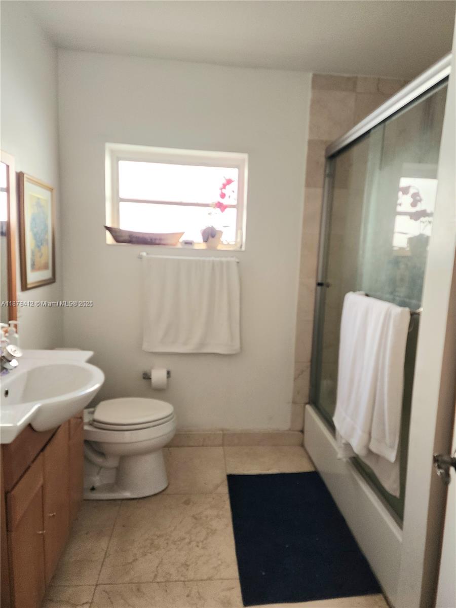 1710 Cleveland Rd Miami Beach, FL 33141