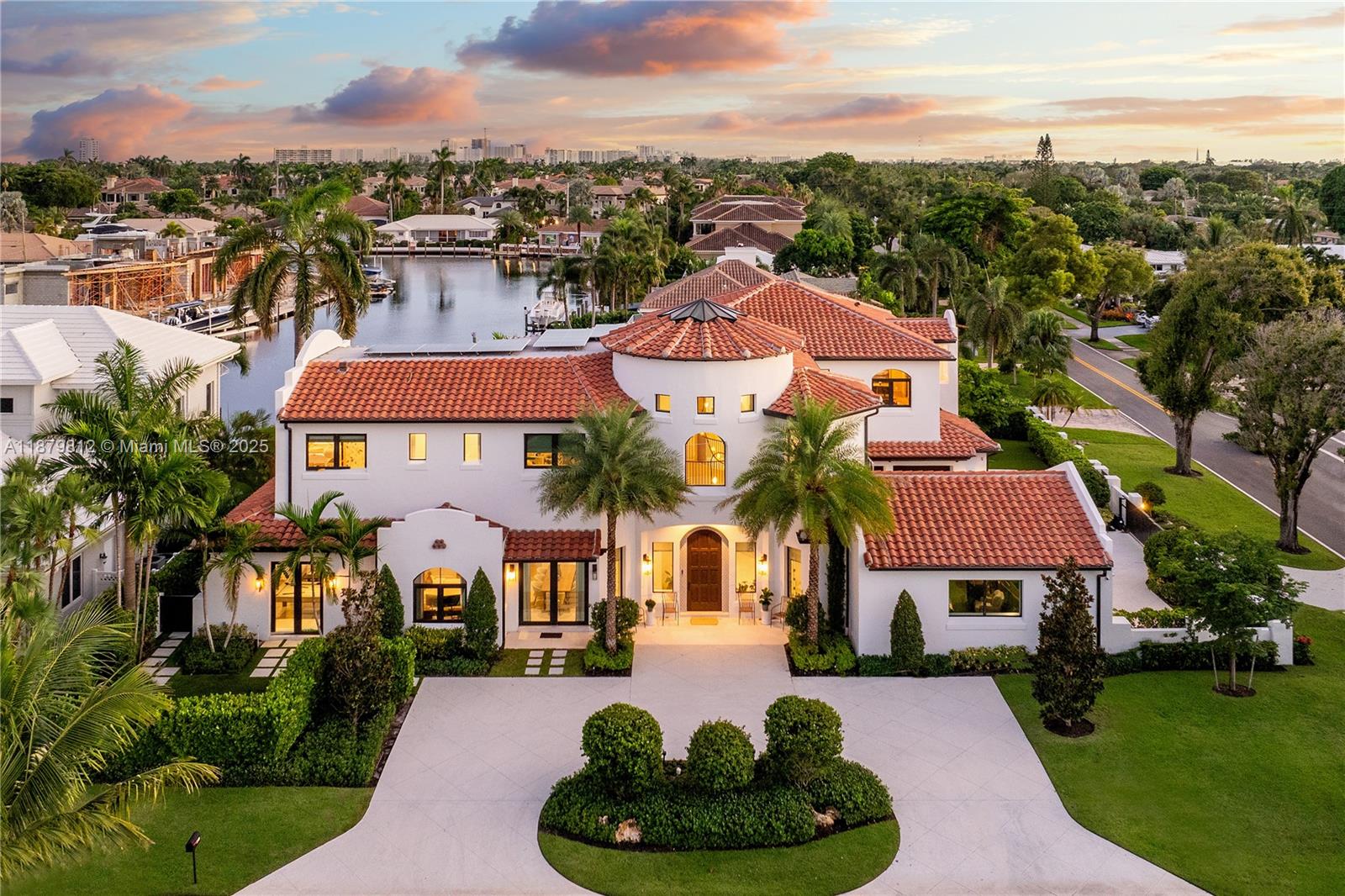 2300 NE 34th Ct Lighthouse Point, FL 33064 2300 NE 34th Ct Lighthouse Point, FL 33064