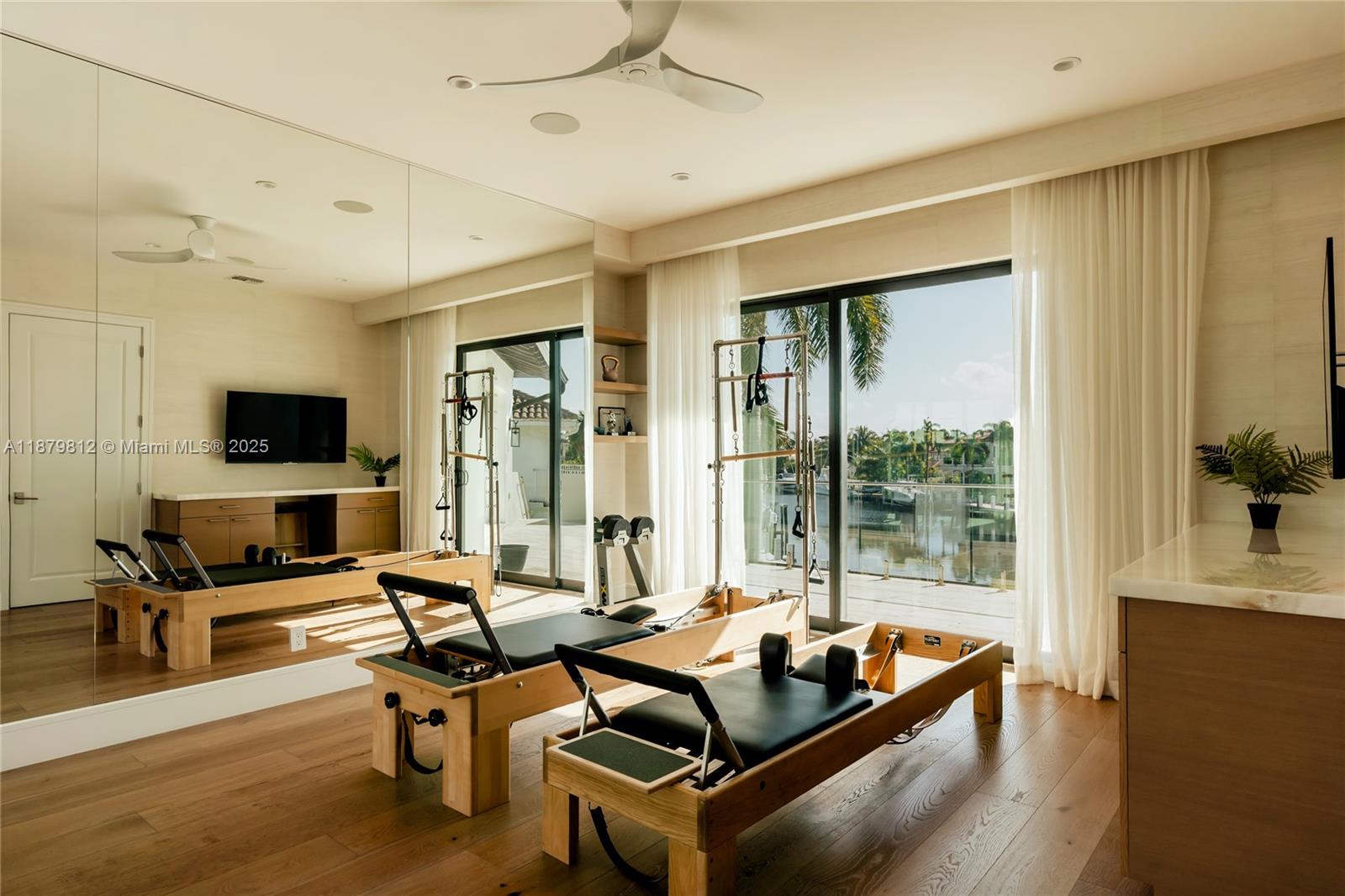 2300 NE 34th Ct Lighthouse Point, FL 33064 2300 NE 34th Ct Lighthouse Point, FL 33064