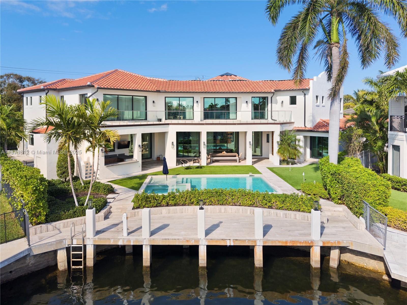 2300 NE 34th Ct Lighthouse Point, FL 33064 2300 NE 34th Ct Lighthouse Point, FL 33064