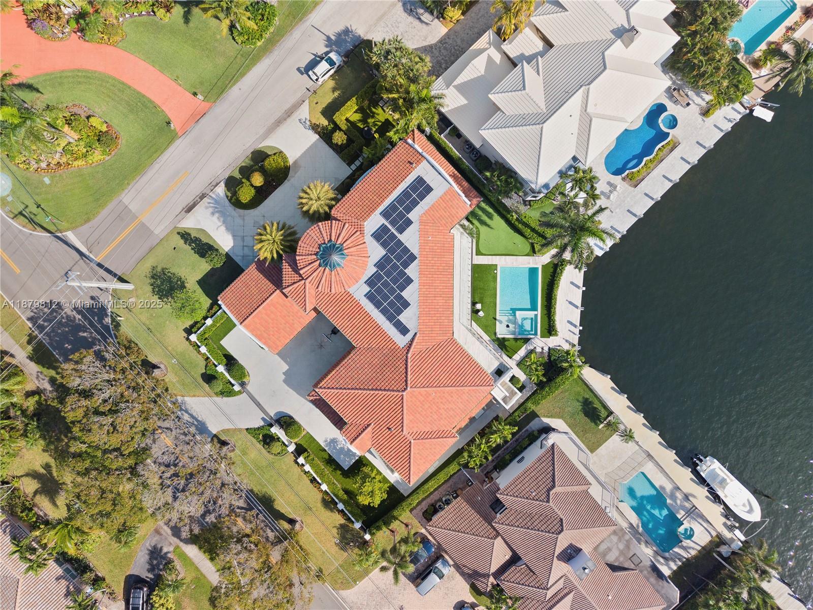 2300 NE 34th Ct Lighthouse Point, FL 33064 2300 NE 34th Ct Lighthouse Point, FL 33064