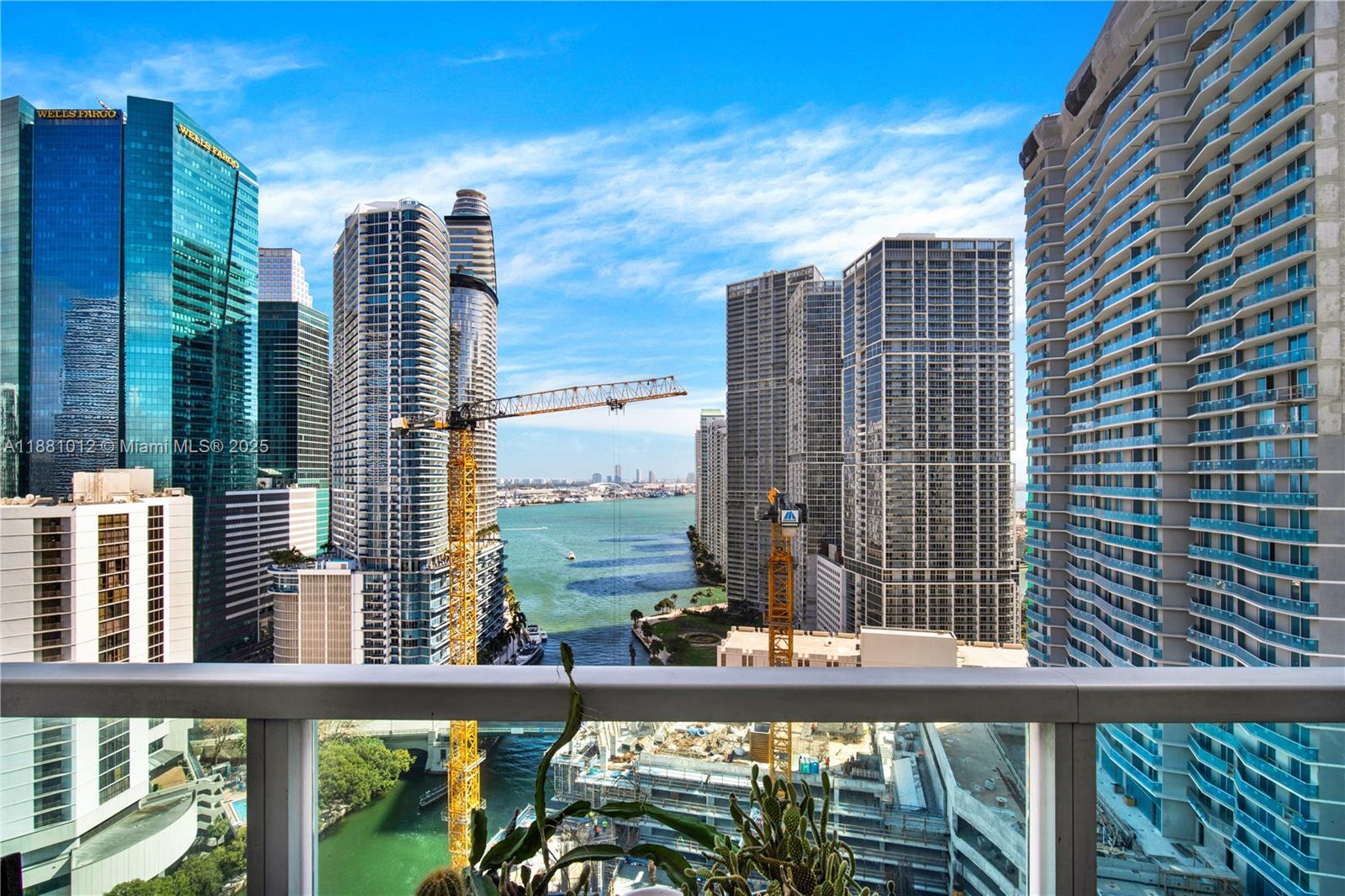 image Brickell On The River12