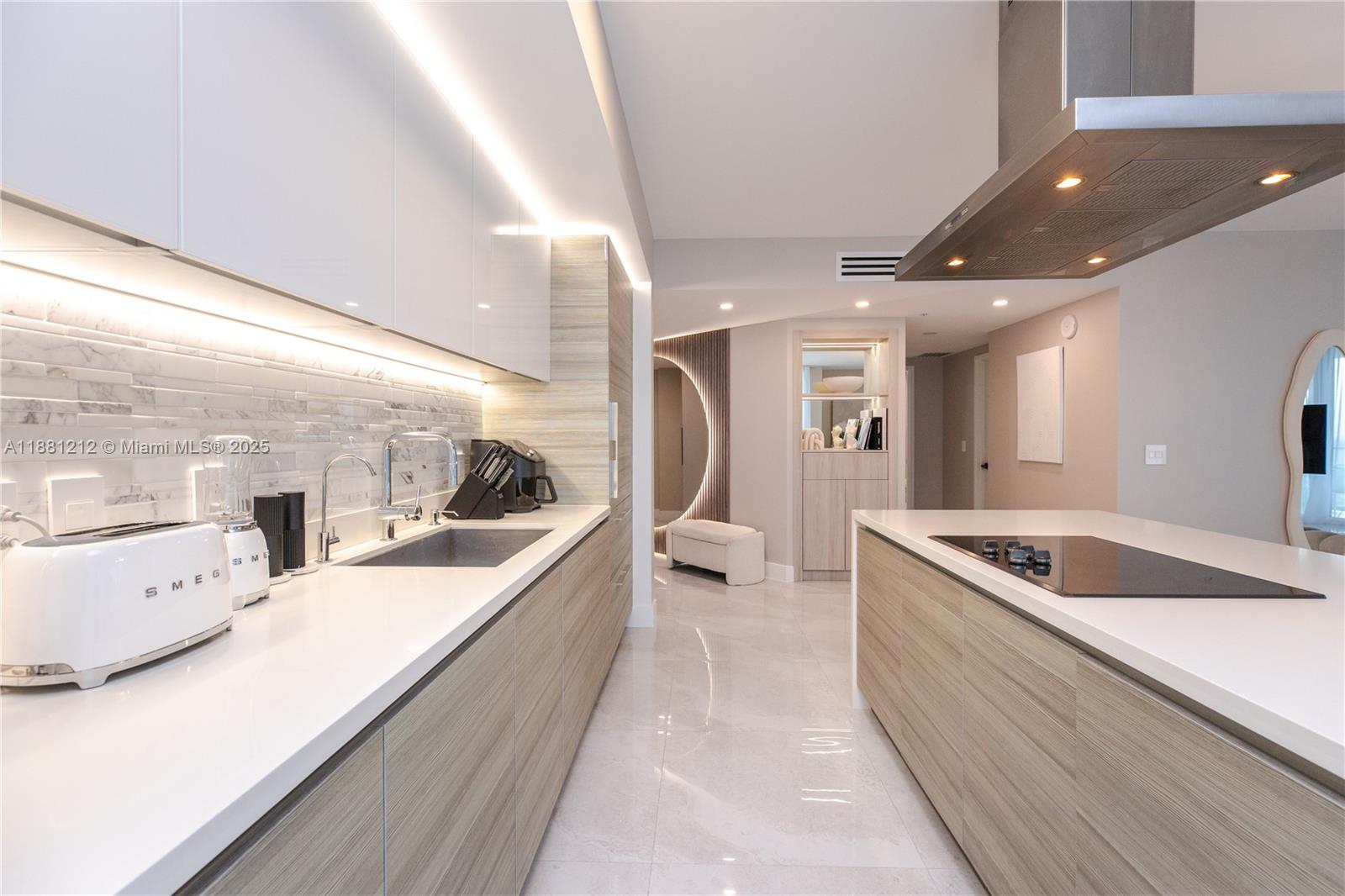 image Parque Towers Condo9