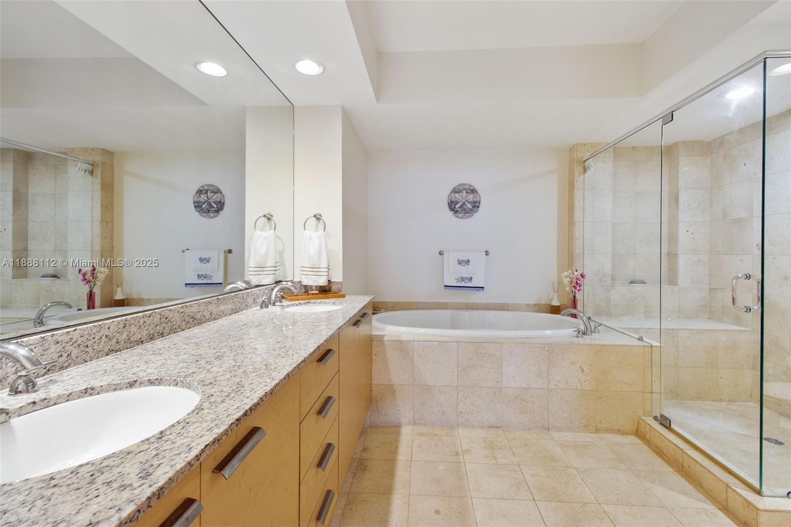 1800 S Ocean Dr #2402 Hallandale Beach, FL 33009