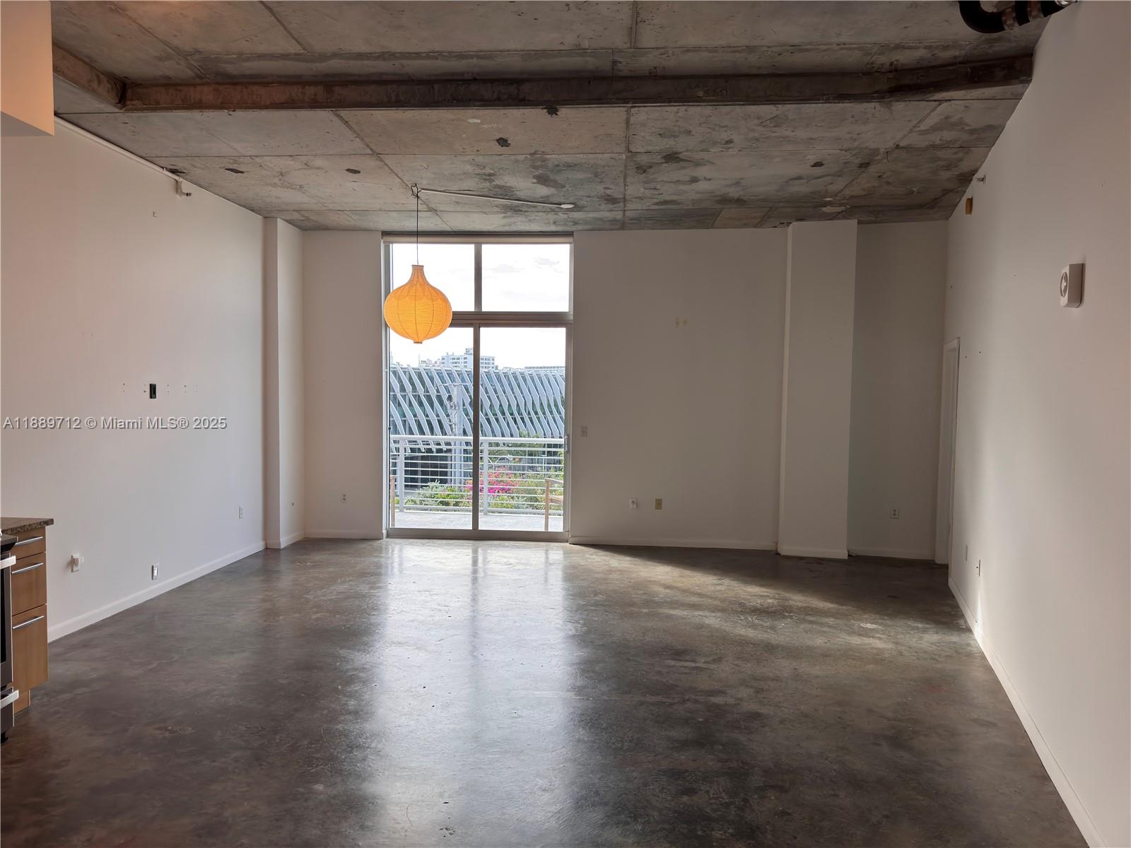 2001 Meridian Ave #522