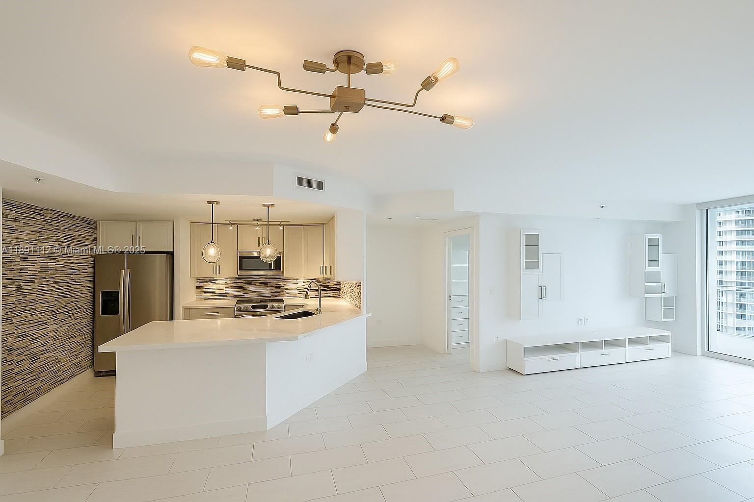 image Courts Brickell Key Condo7