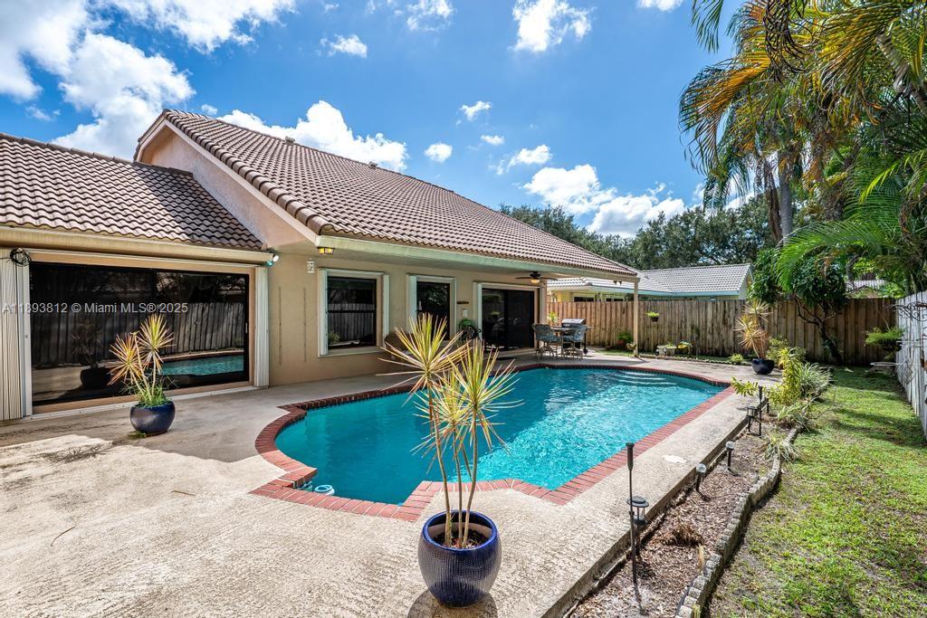 1855 NW 106th Ter