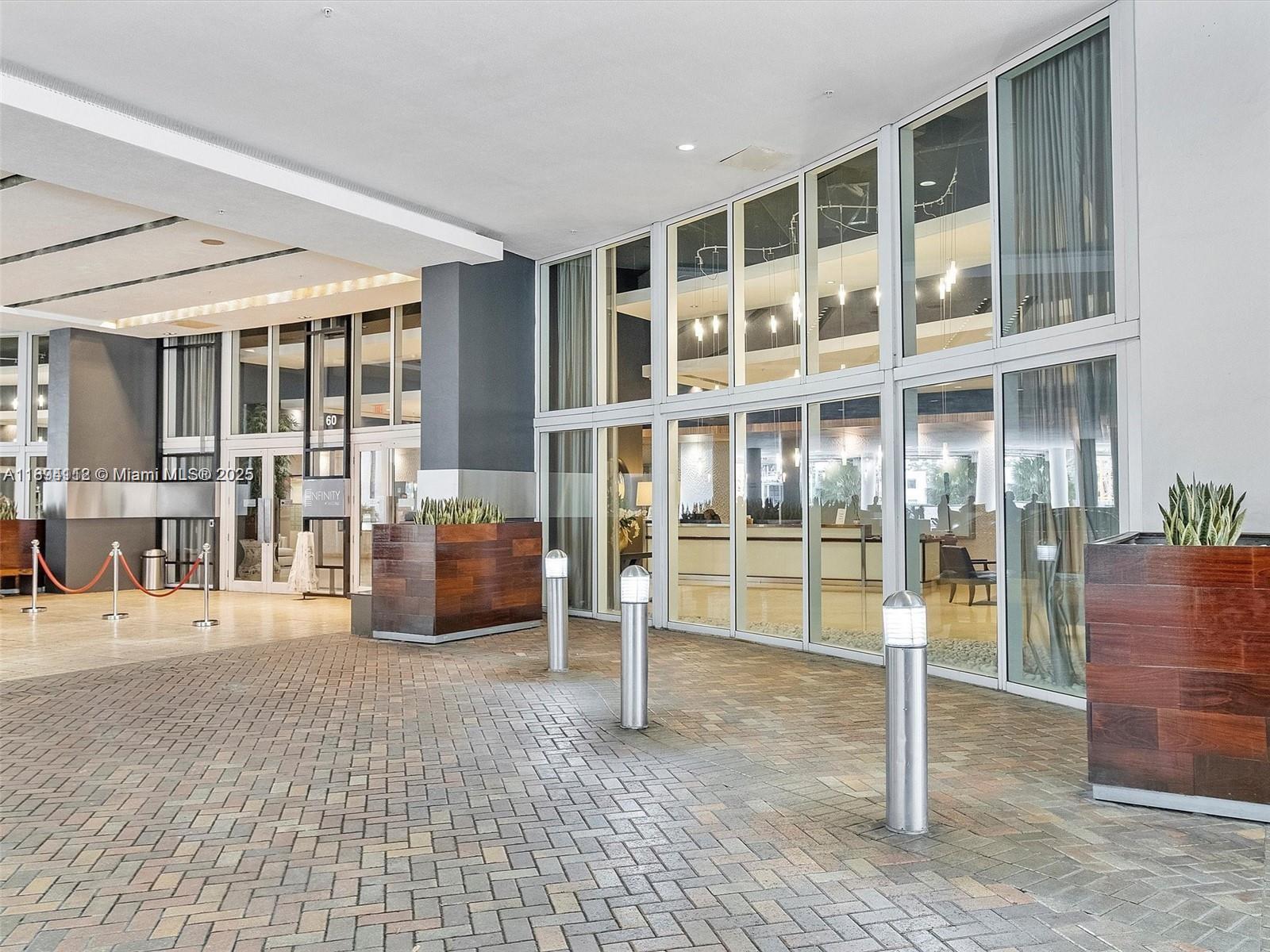 image Infinity Brickell15