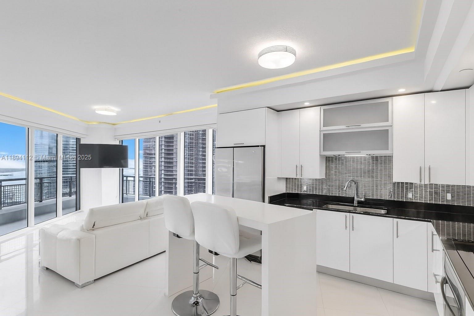 image Infinity Brickell3