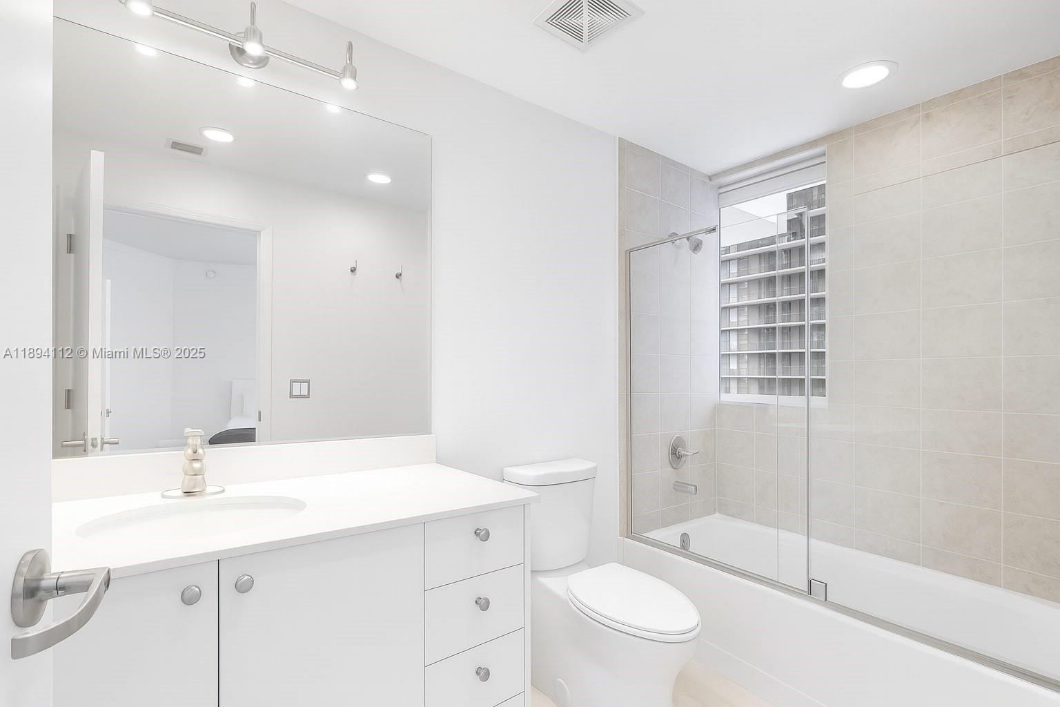 image Infinity Brickell5