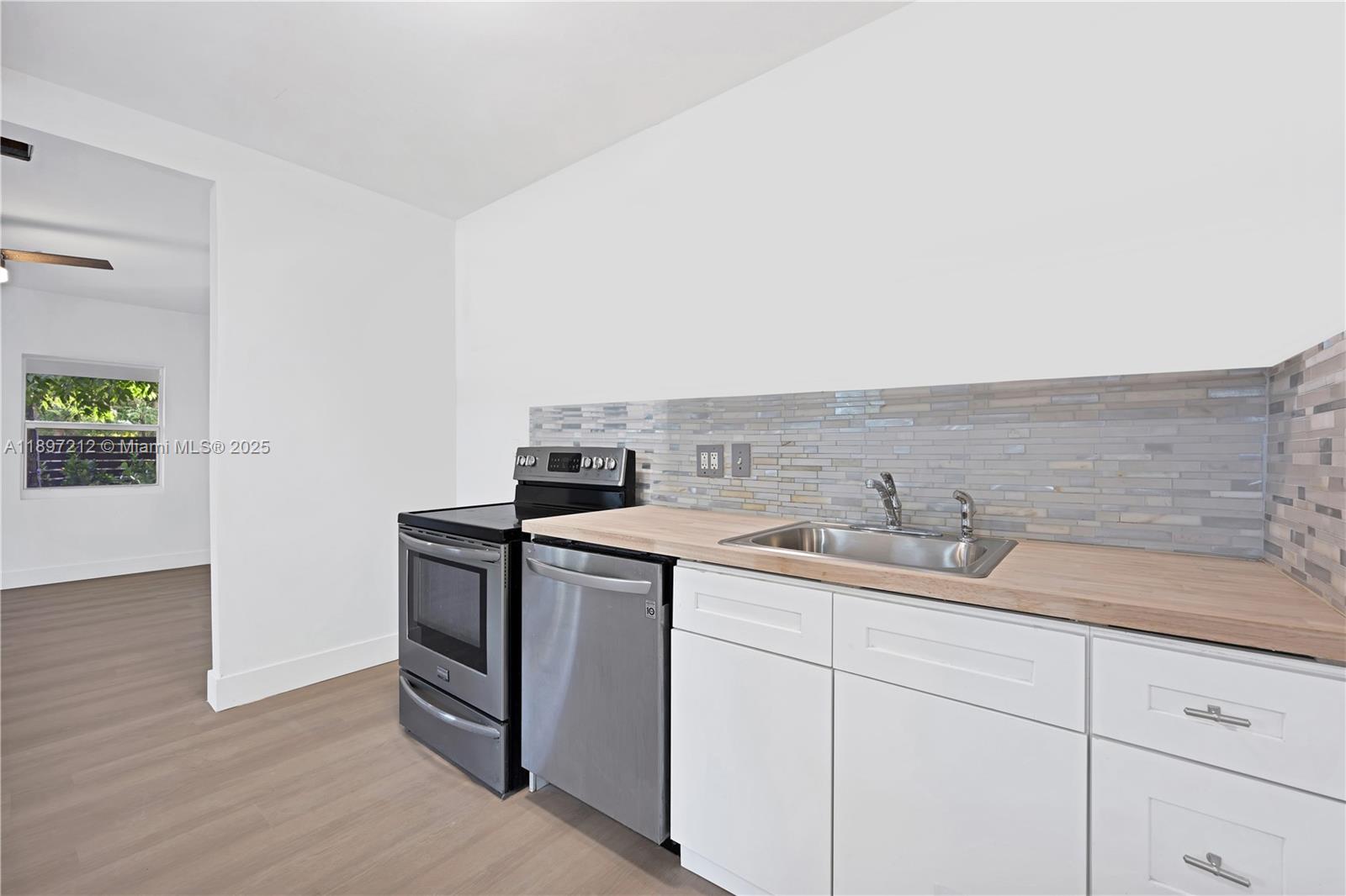 1127 NW 2nd Ave Fort Lauderdale, FL 33311