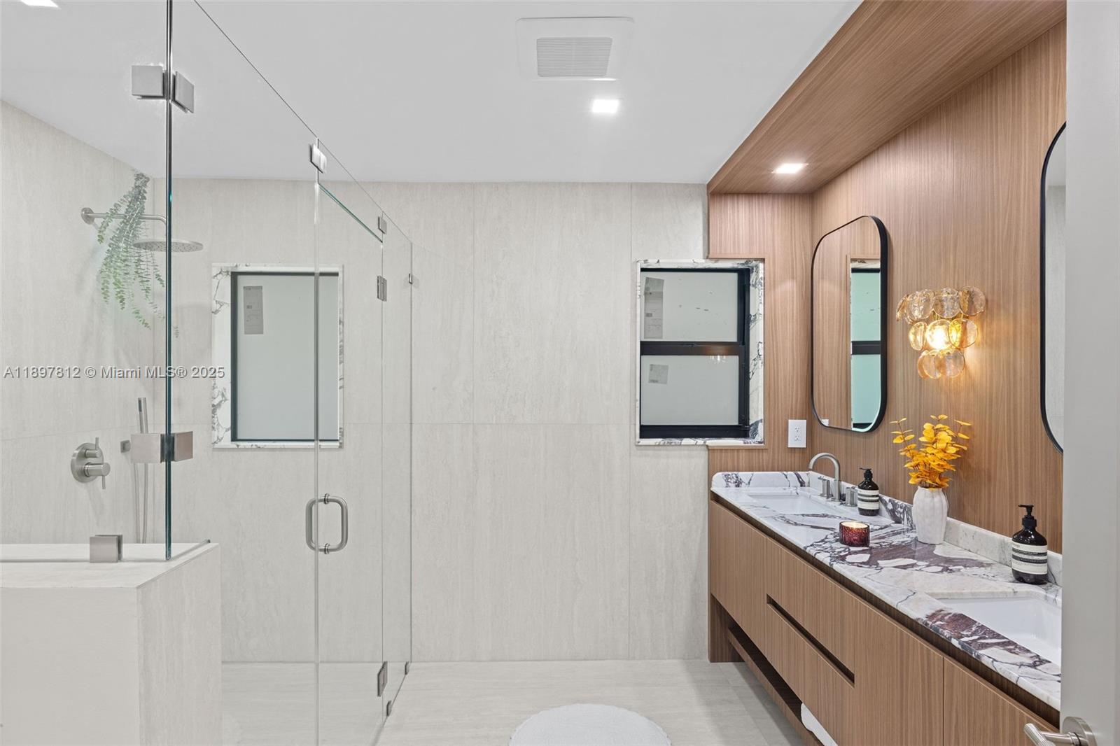 8858 Garland Ave Surfside, FL 33154