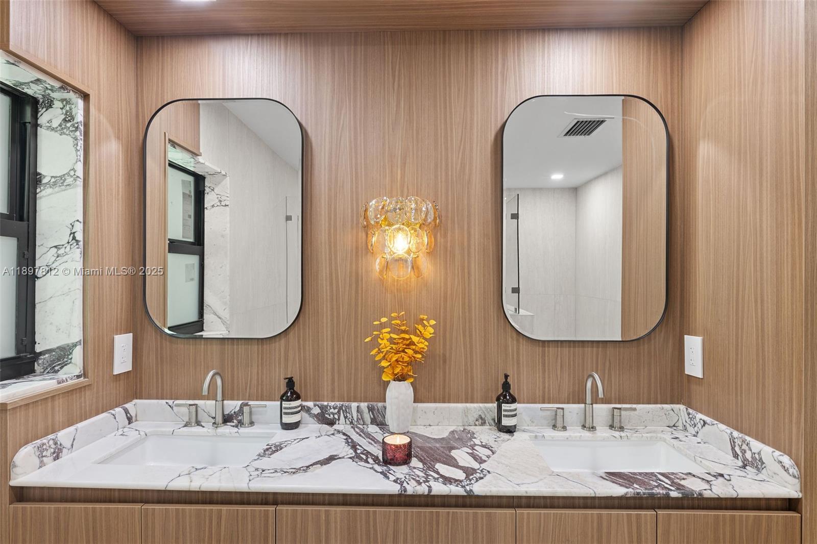 8858 Garland Ave Surfside, FL 33154