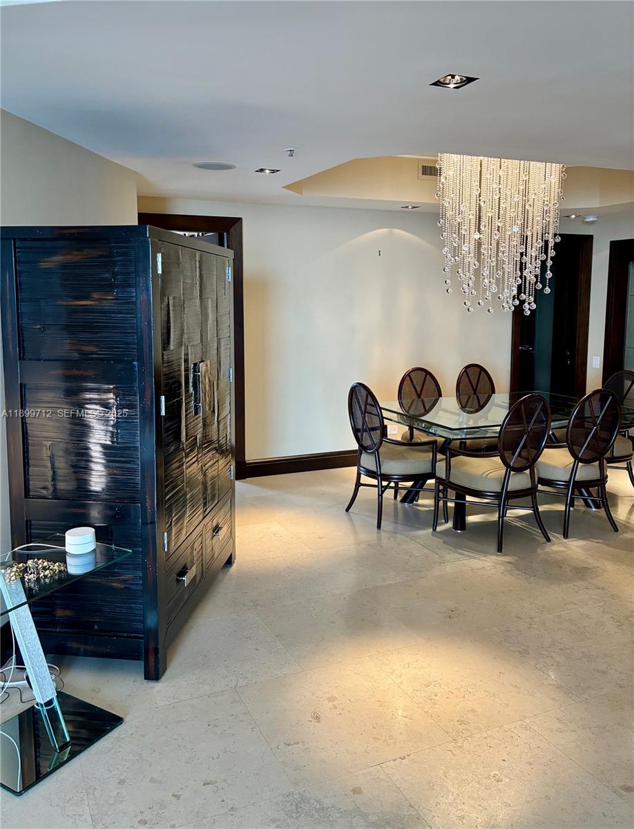 808 Brickell Key Dr #1508 Miami, FL 33131