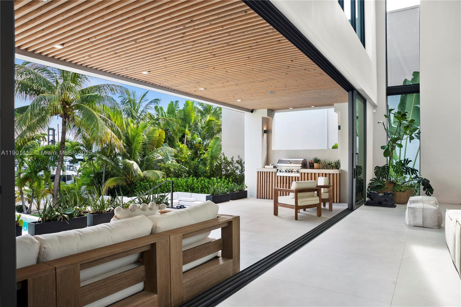 773 NE 77th Ter Miami, FL 33138