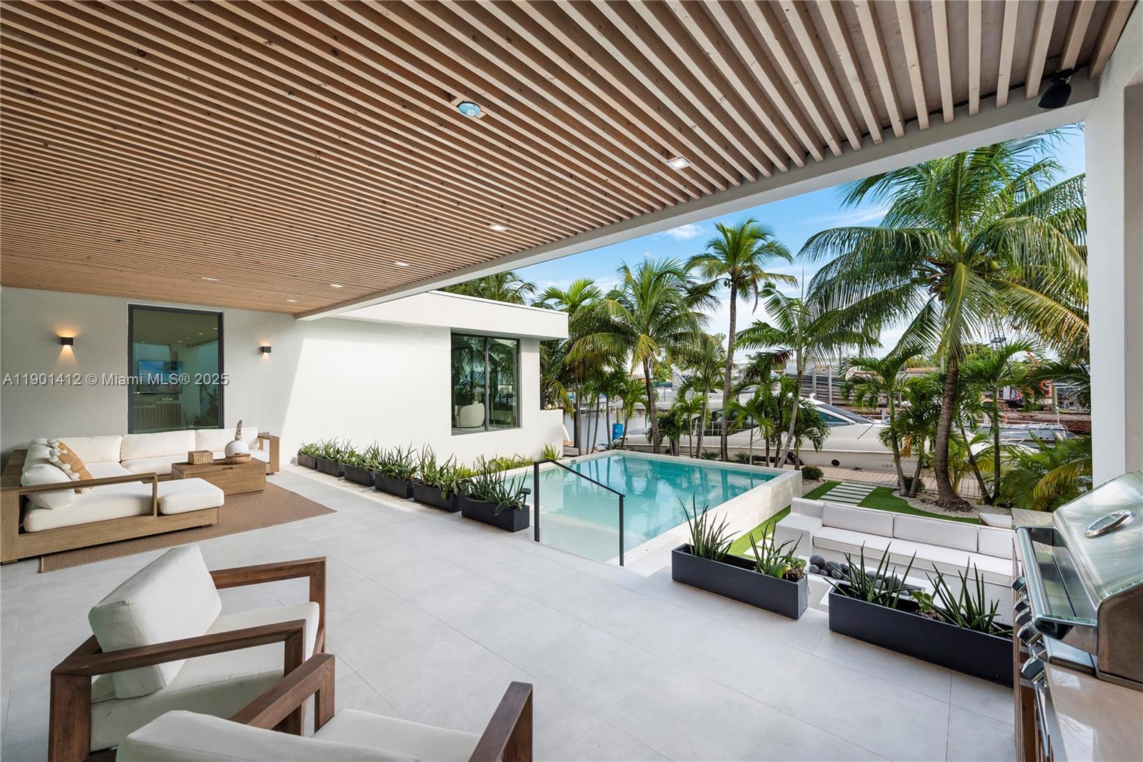 773 NE 77th Ter Miami, FL 33138