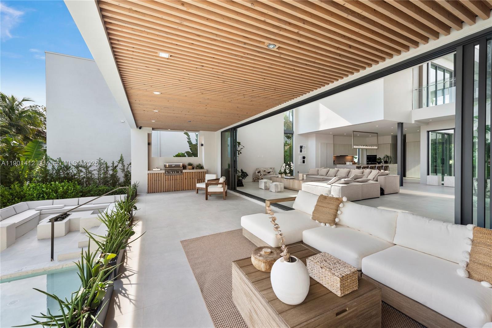 773 NE 77th Ter Miami, FL 33138