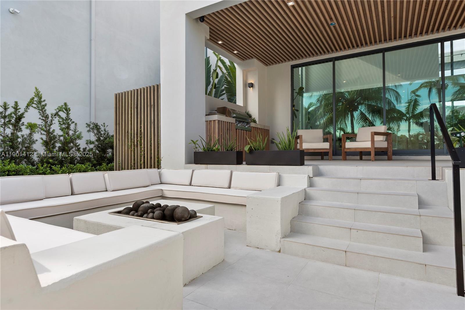 773 NE 77th Ter Miami, FL 33138