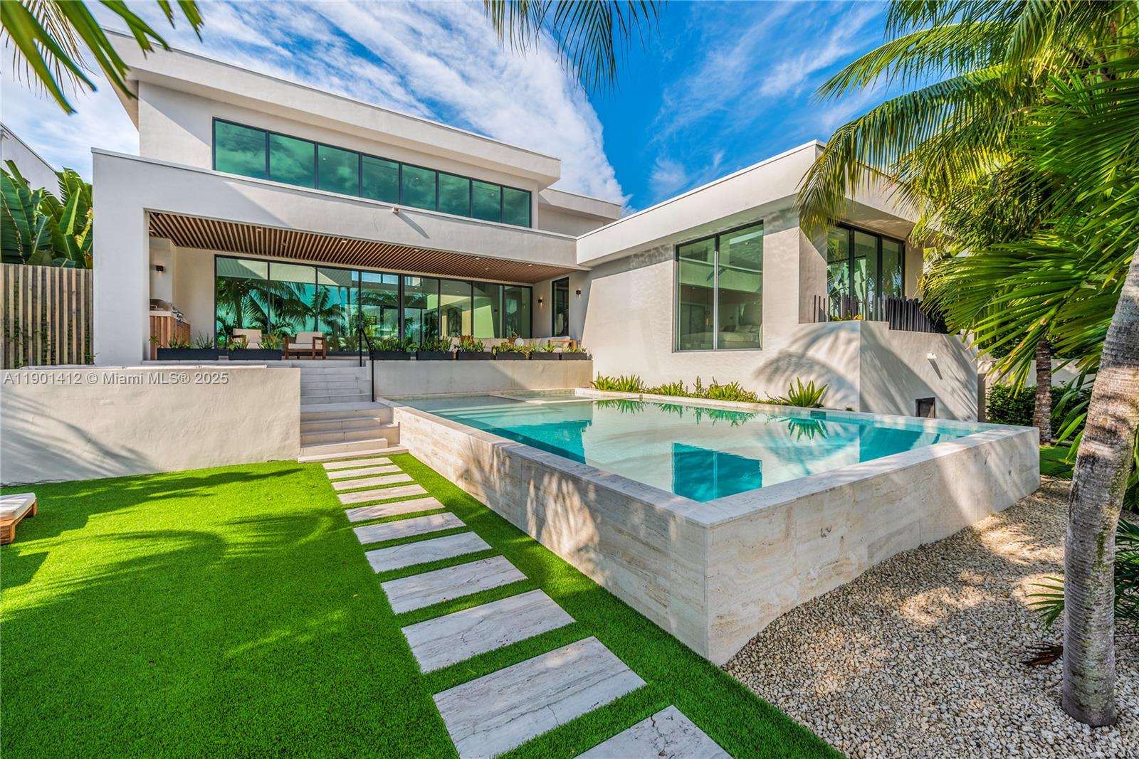 773 NE 77th Ter Miami, FL 33138