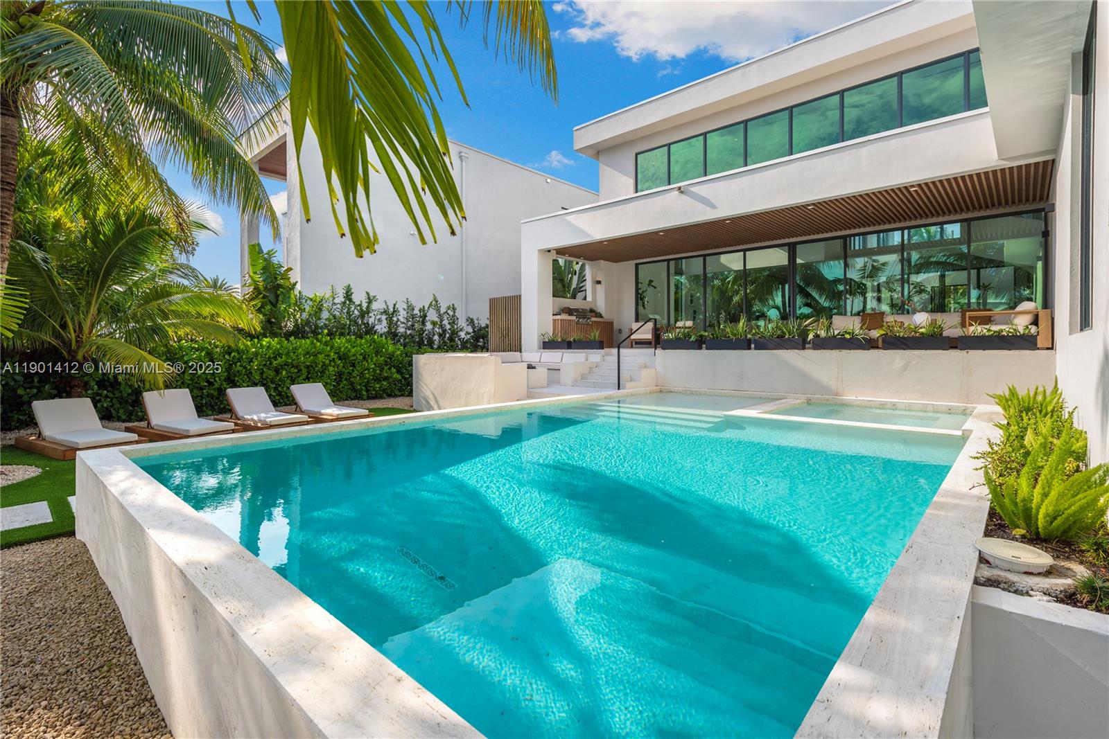 773 NE 77th Ter Miami, FL 33138