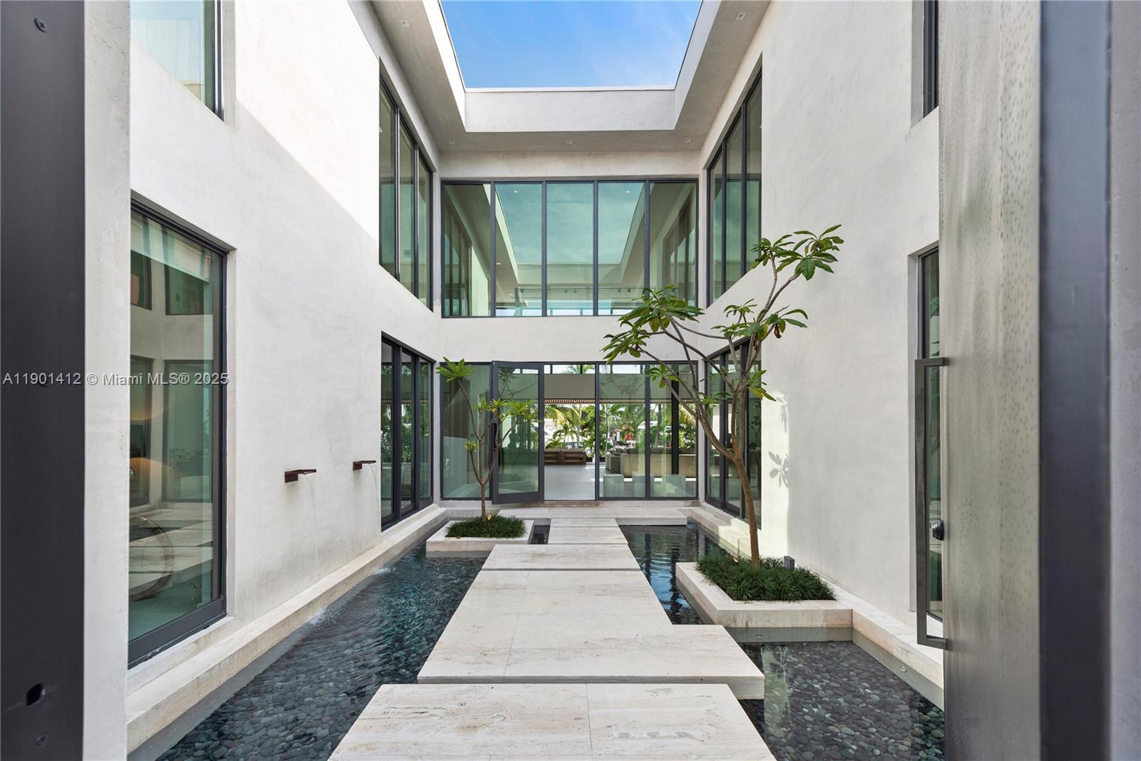 773 NE 77th Ter Miami, FL 33138