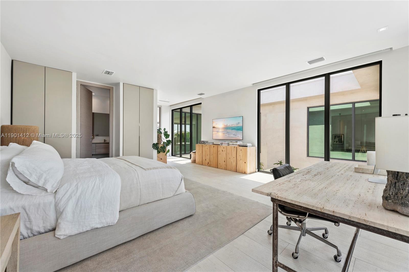 773 NE 77th Ter Miami, FL 33138