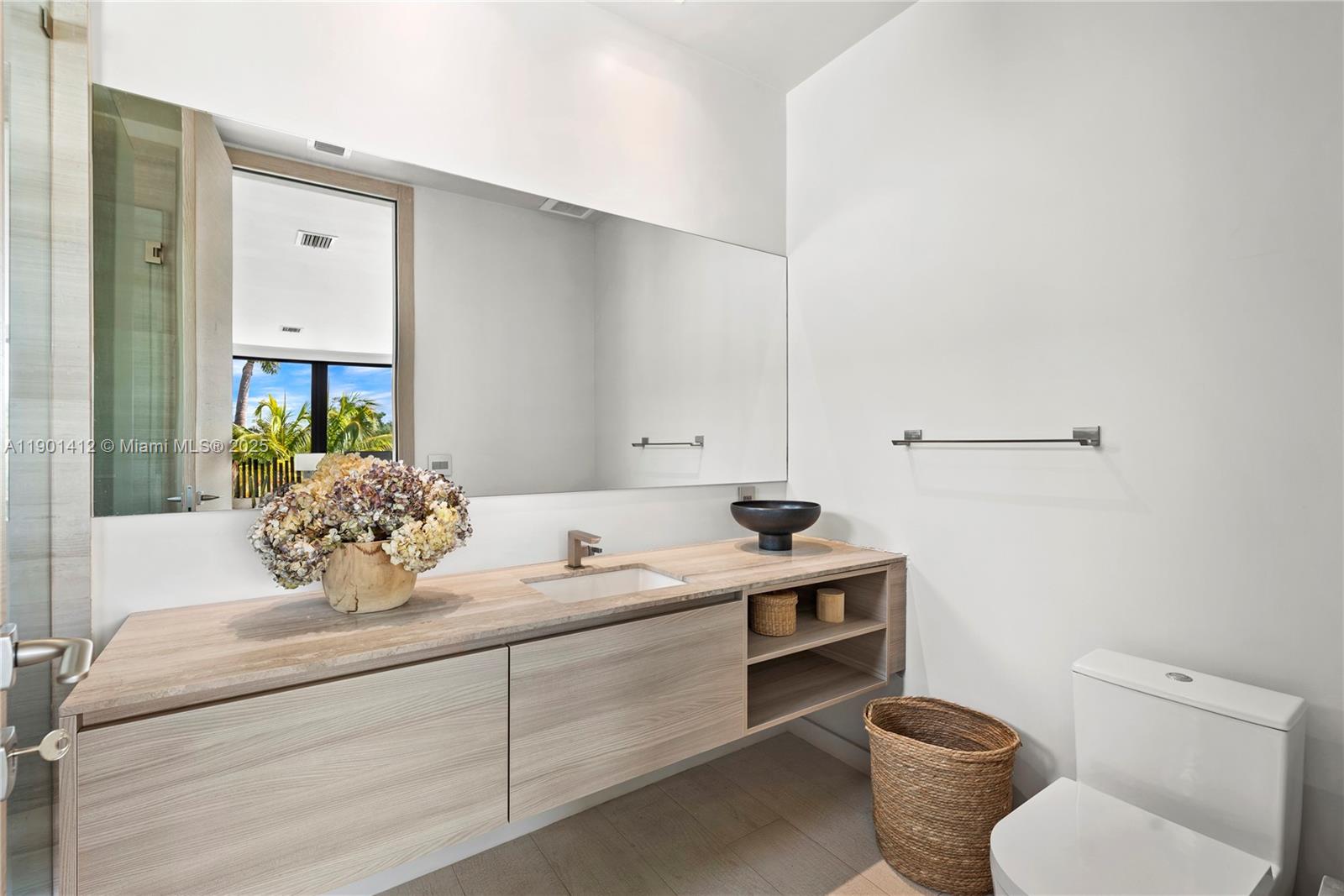 773 NE 77th Ter Miami, FL 33138