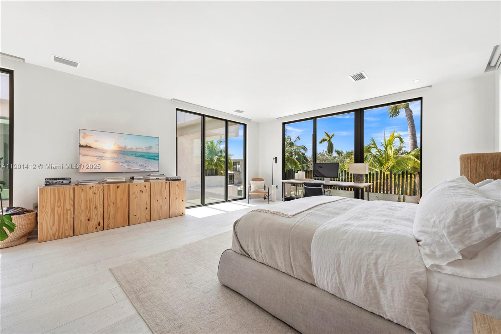 773 NE 77th Ter Miami, FL 33138