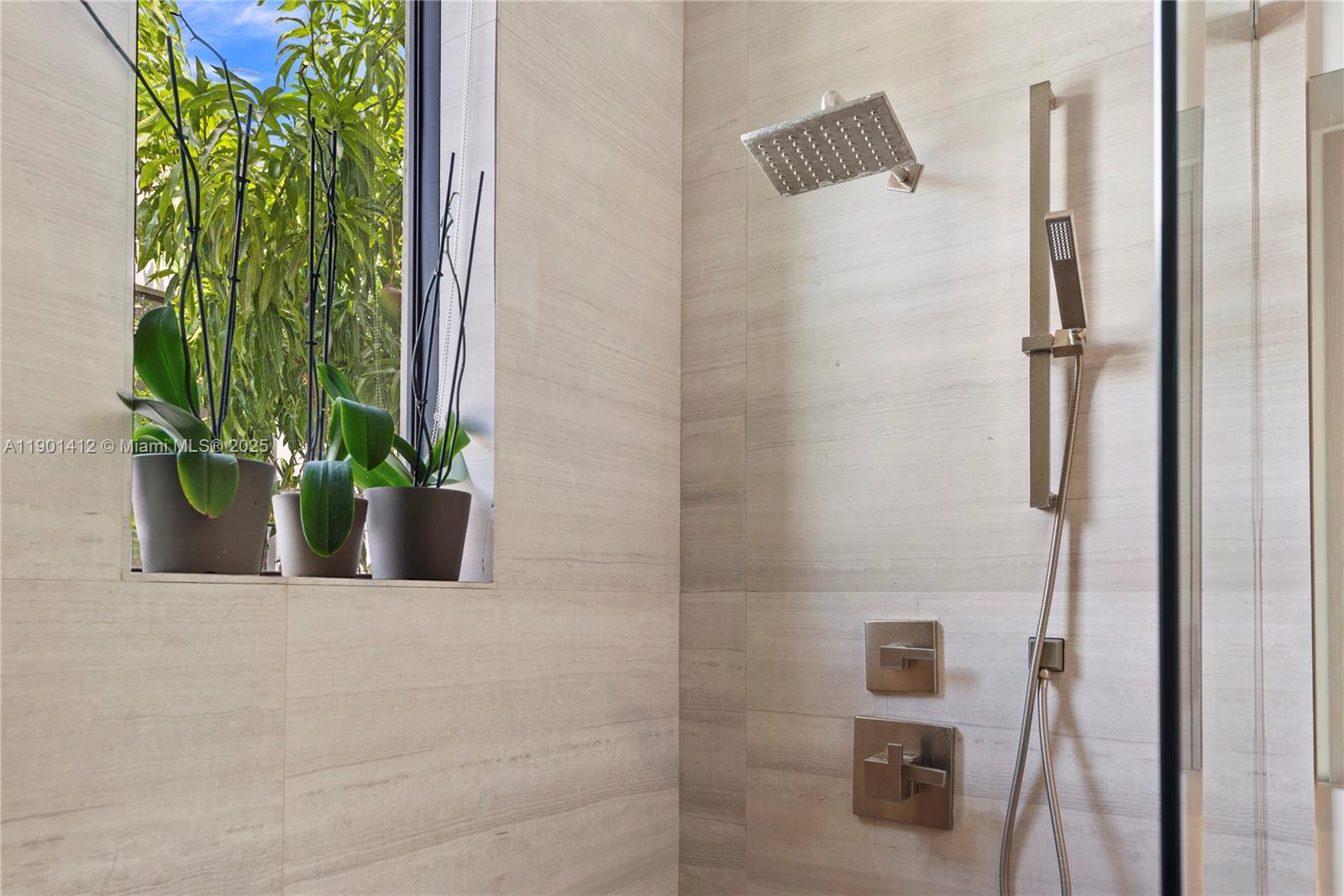 773 NE 77th Ter Miami, FL 33138