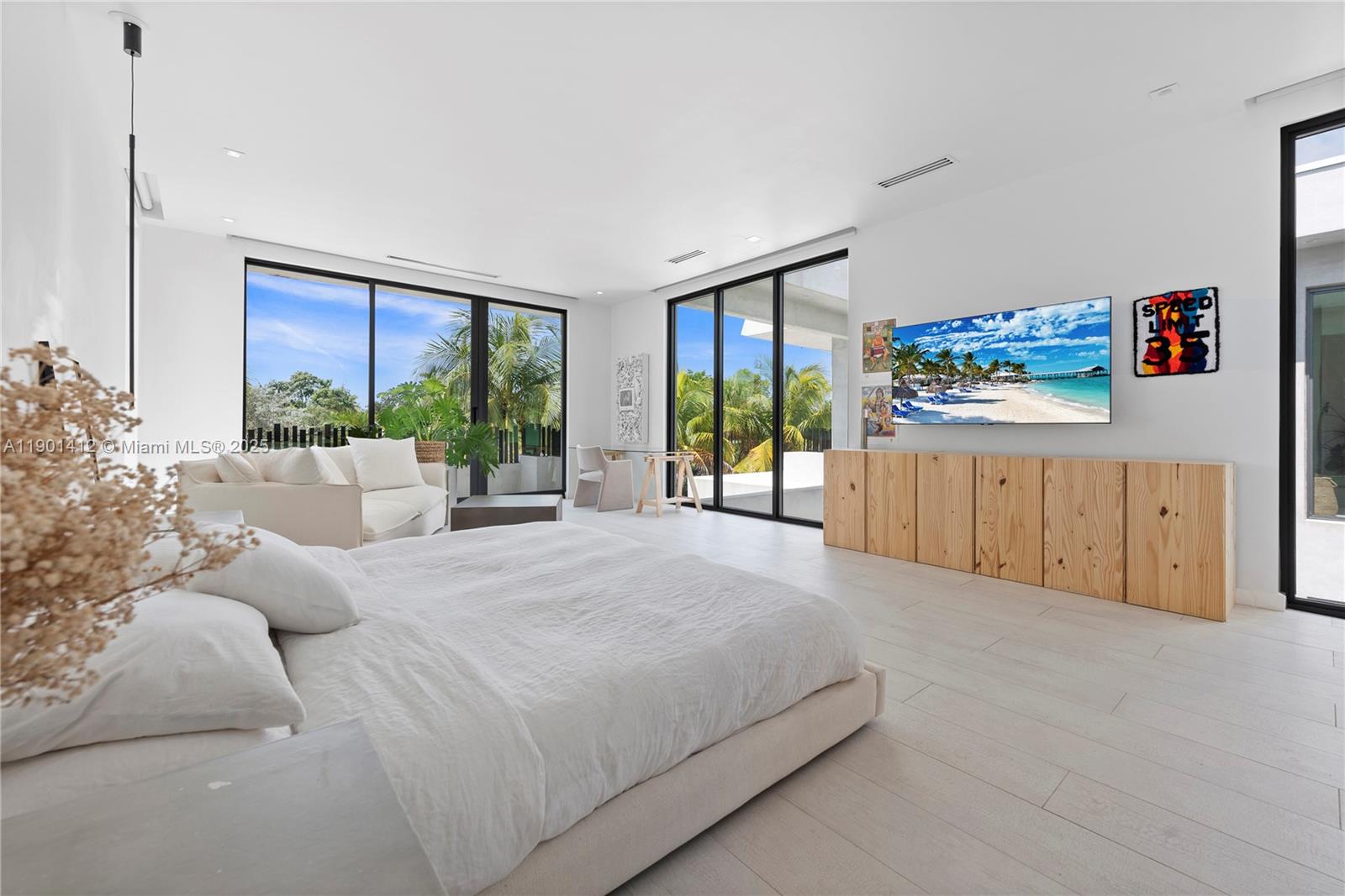 773 NE 77th Ter Miami, FL 33138