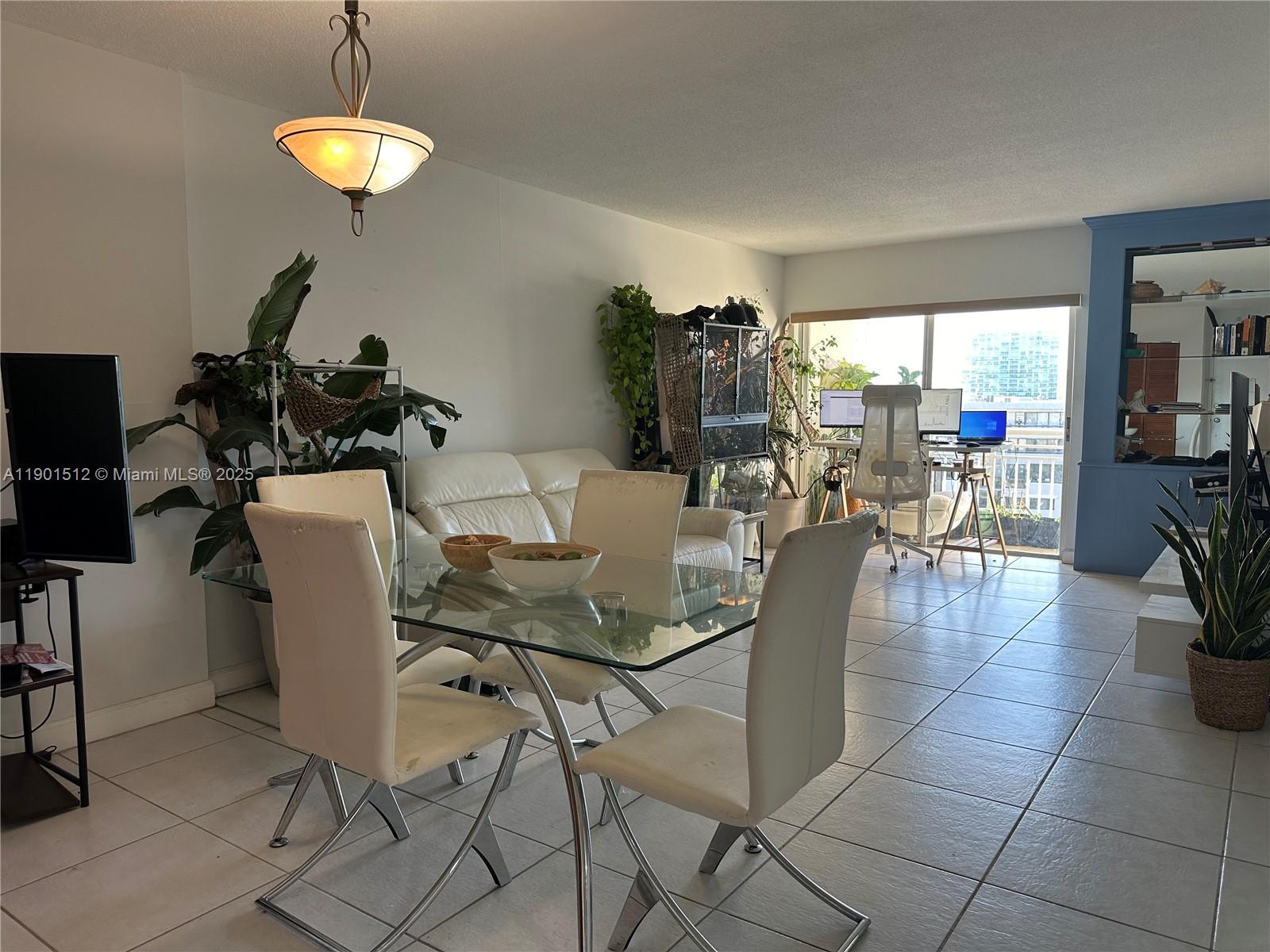 400 Kings Pt Dr #726