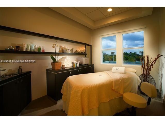 5300 NW 87th Ave #306 Doral, FL 33178