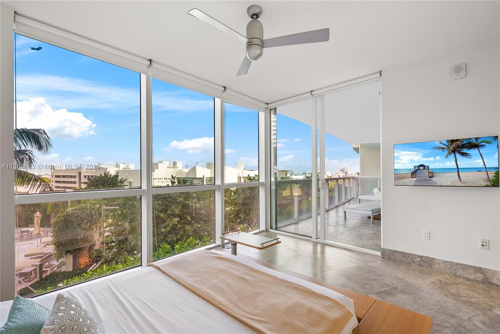 450 Alton Rd #704 Miami Beach, FL 33139