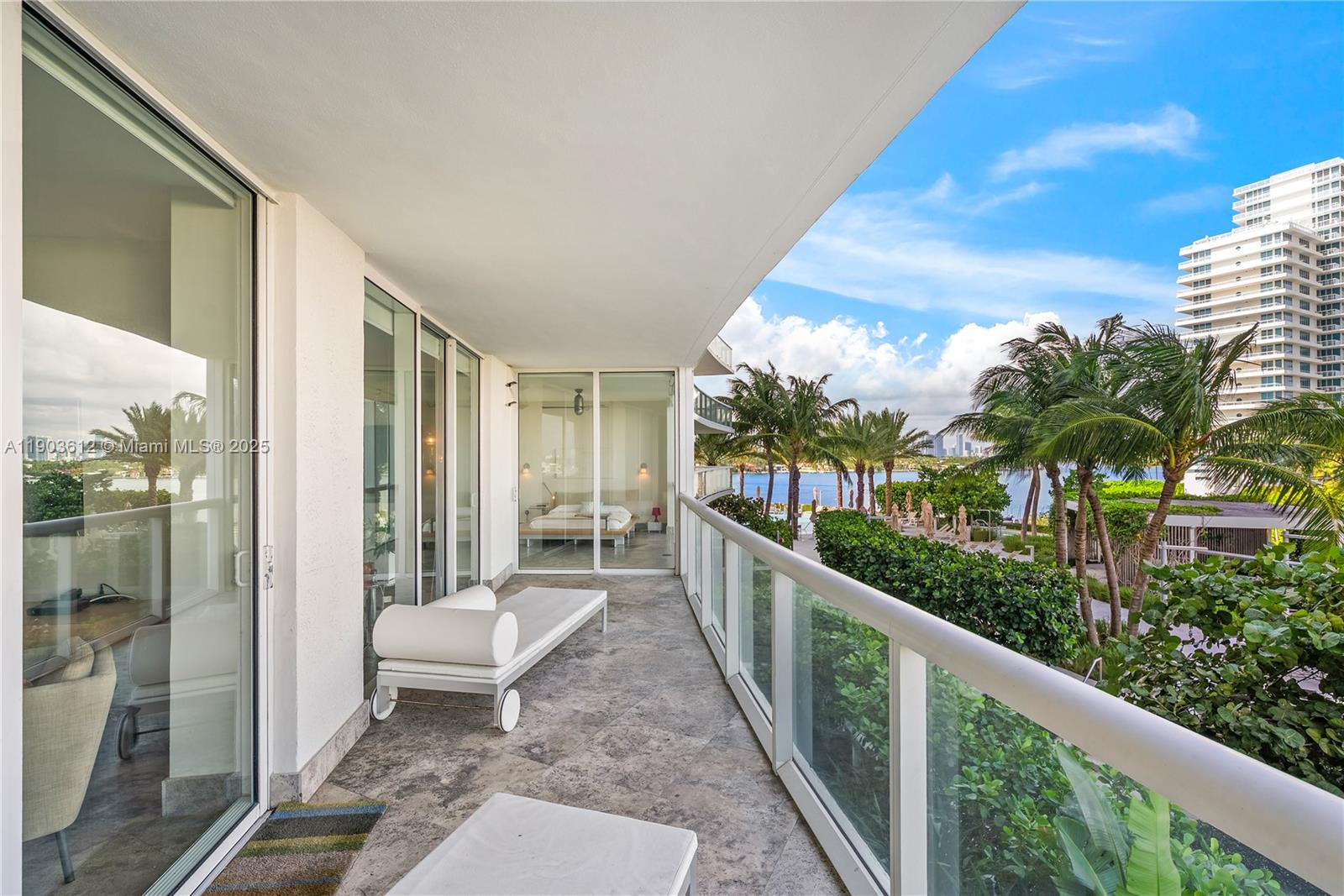 450 Alton Rd #704 Miami Beach, FL 33139