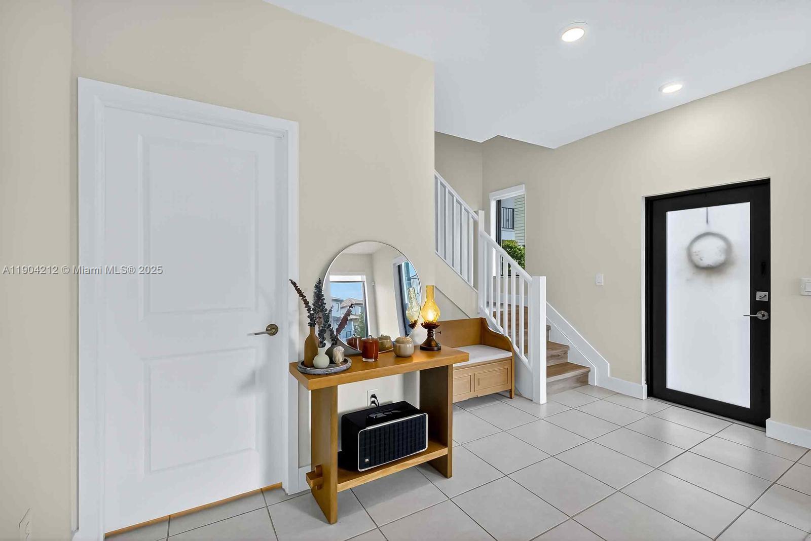 4426 NW 83rd Pkwy #. Doral, FL 33166