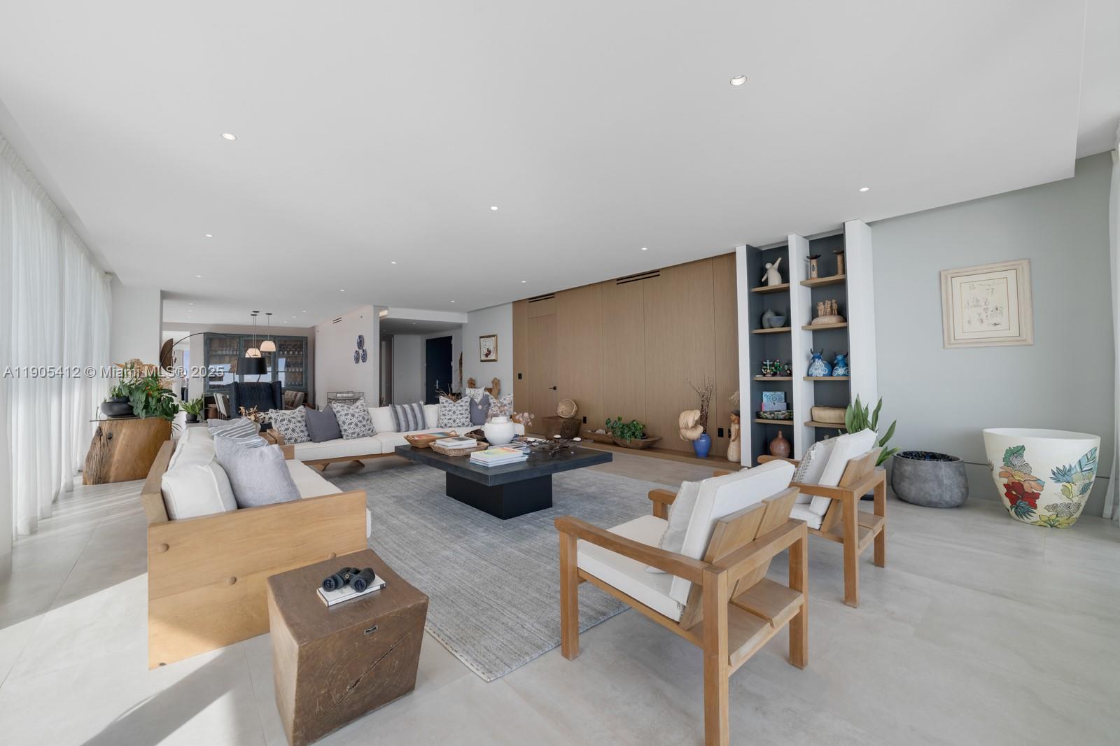 10201 Collins Ave #801 Bal Harbour, FL 33154