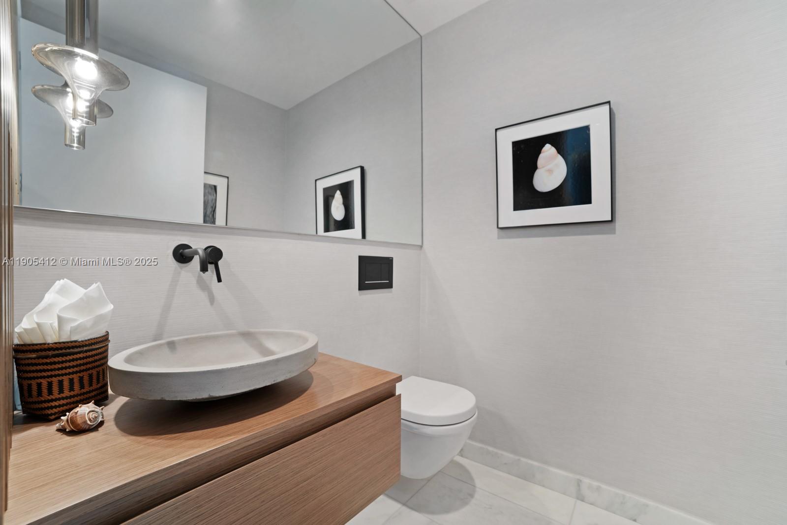 10201 Collins Ave #801 Bal Harbour, FL 33154