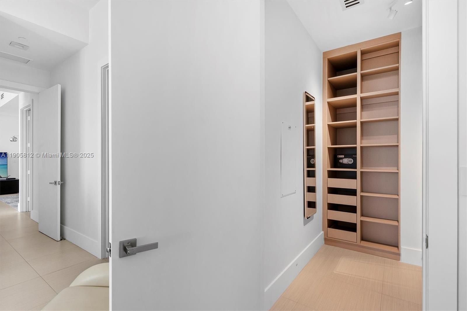 image Trump Royale45