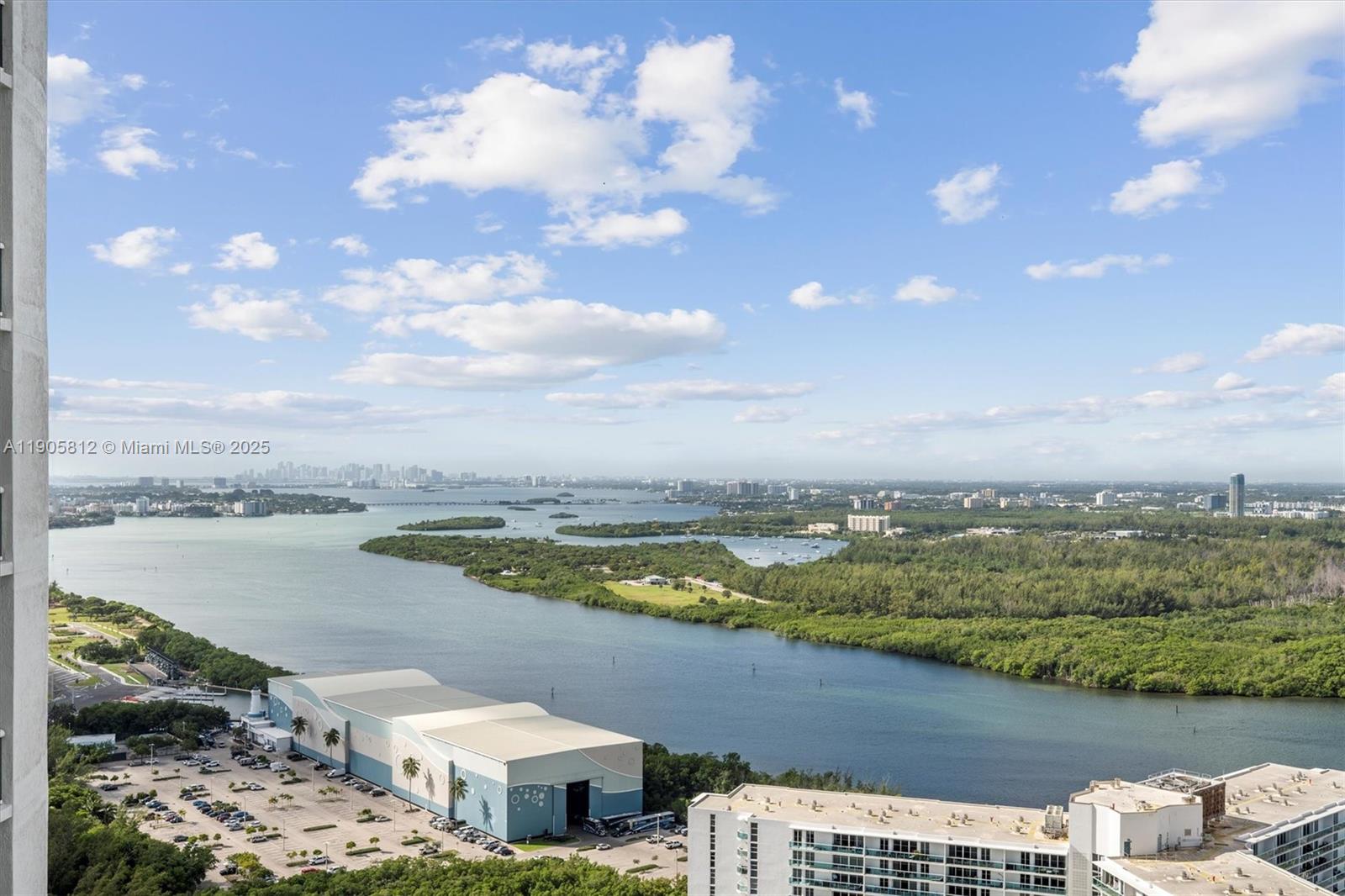 image Trump Royale58