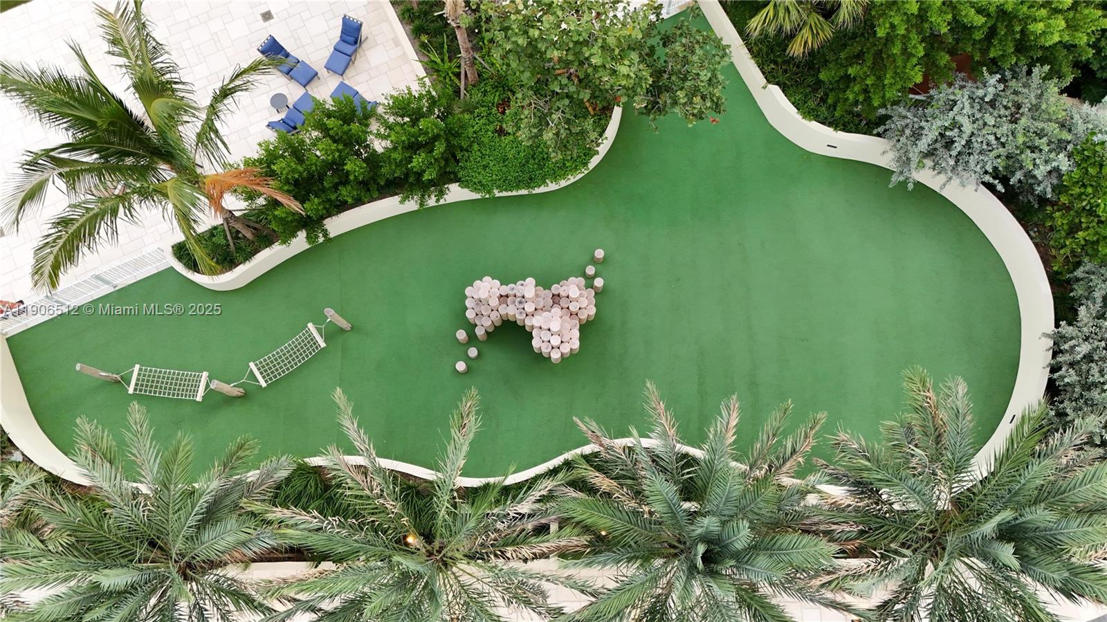 image South Pointe Towers44