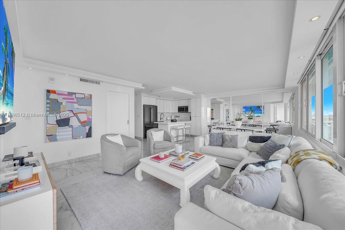 image South Pointe Towers5