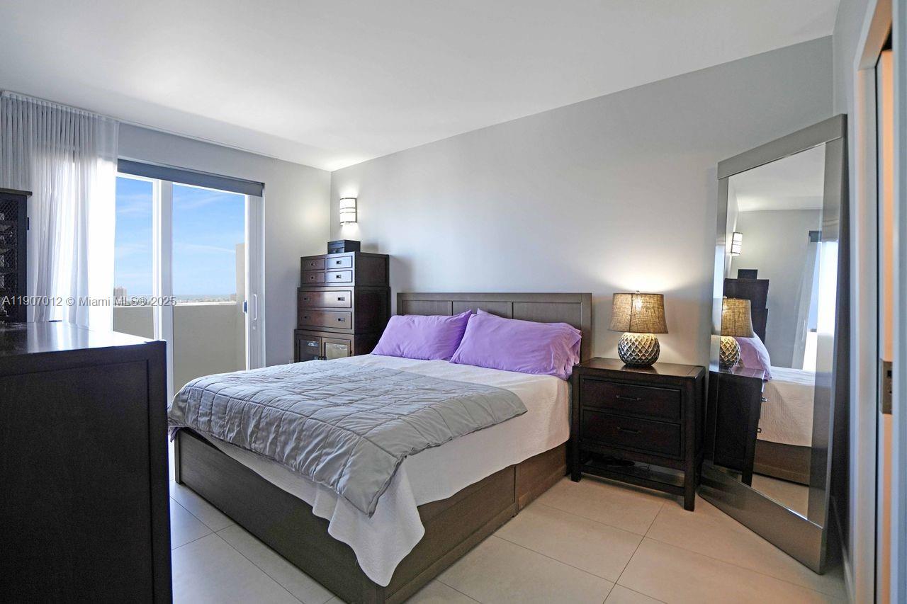 1621 Bay Rd #PH1 Miami Beach, FL 33139