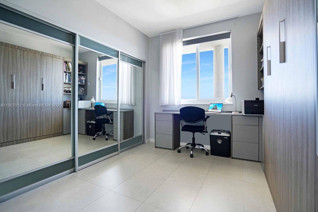 1621 Bay Rd #PH1 Miami Beach, FL 33139