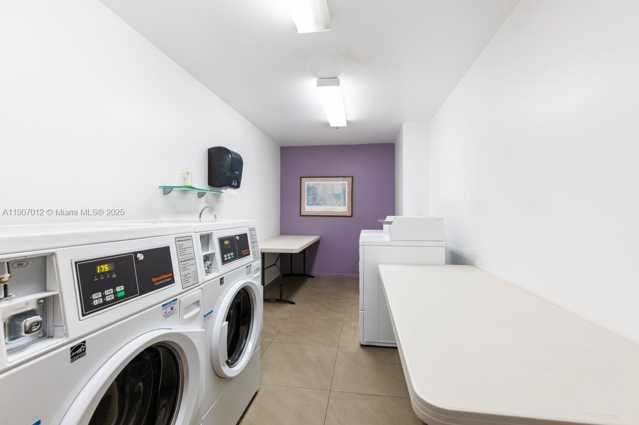 1621 Bay Rd #PH1 Miami Beach, FL 33139