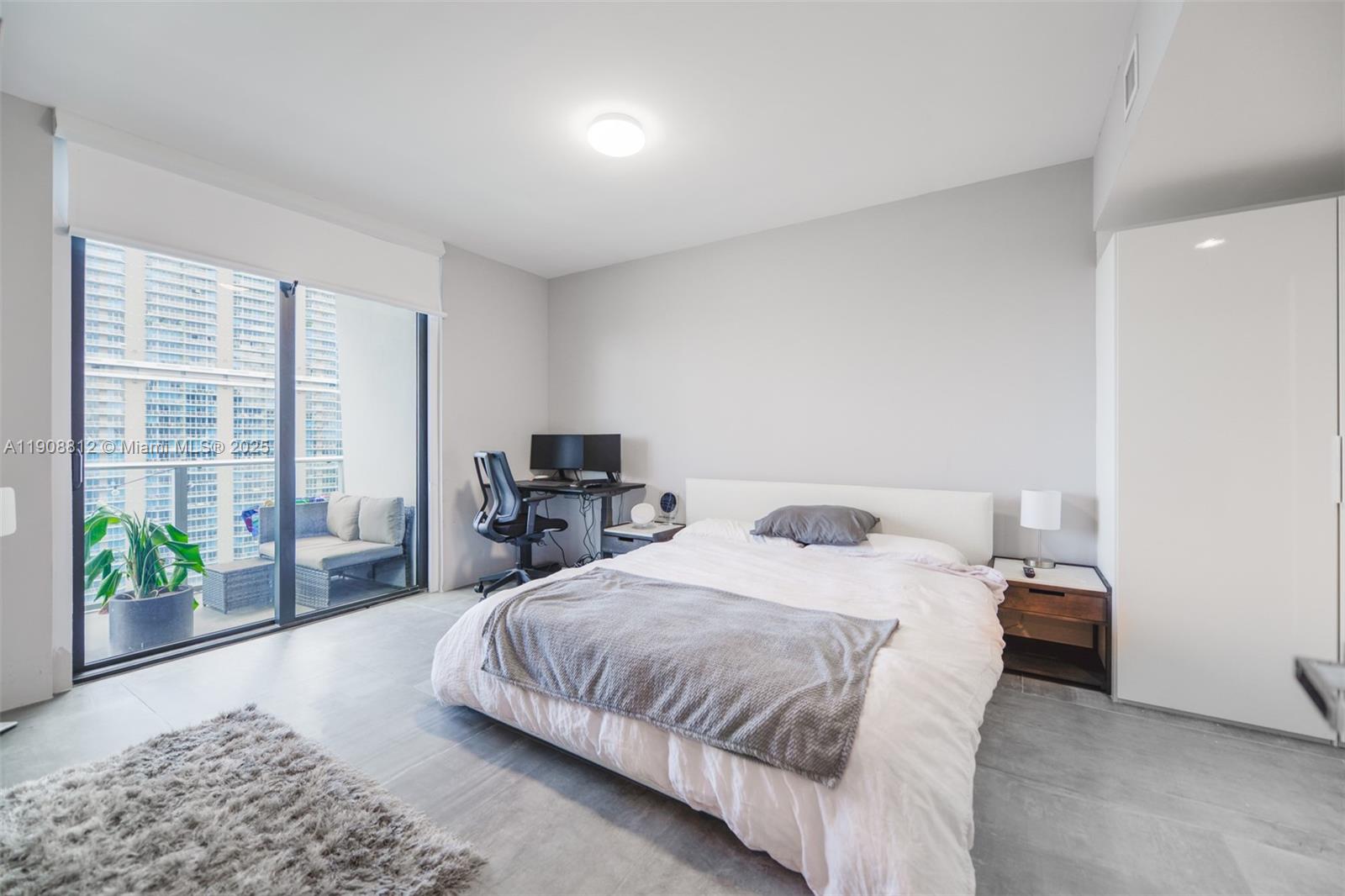 image 1010 Brickell Condo10