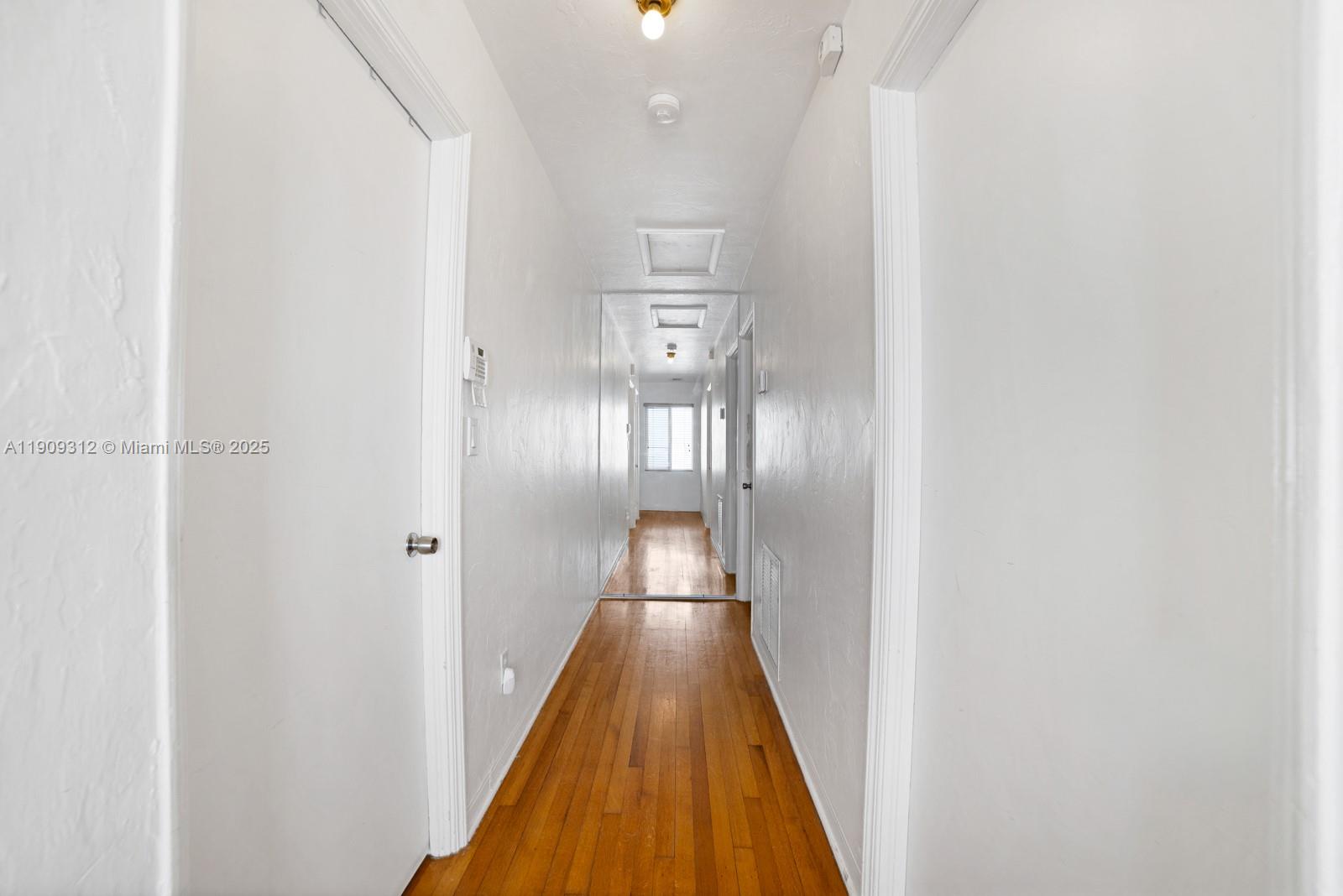 3470 N Meridian Ave Miami Beach, FL 33140