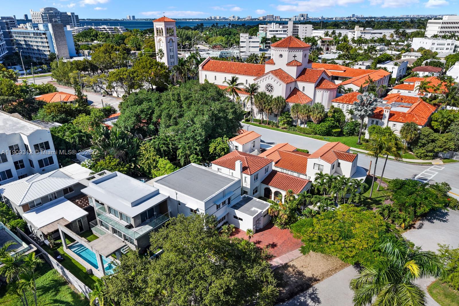 3470 N Meridian Ave Miami Beach, FL 33140