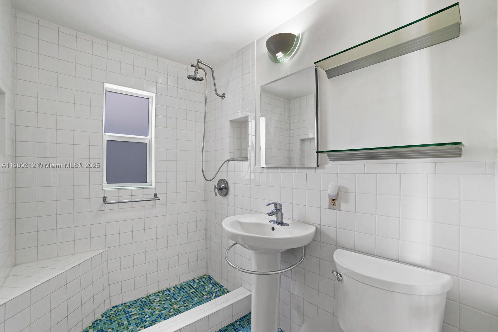 3470 N Meridian Ave Miami Beach, FL 33140